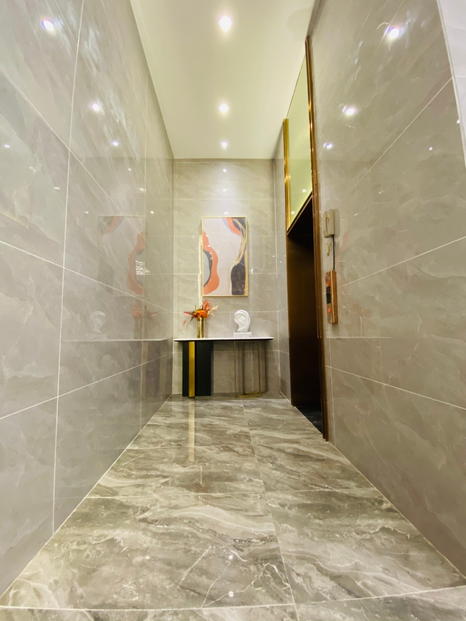 1745204767196152.jpg 895c3499bffbab6ebaf0473c4b15d479.jpg