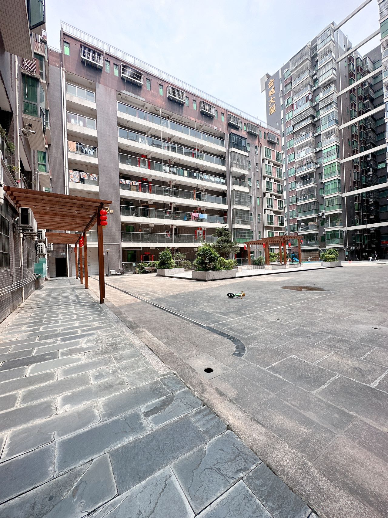 1748398789231851.jpg 9e66335be3e0c6b1a0341488c4fa7f0c.jpg