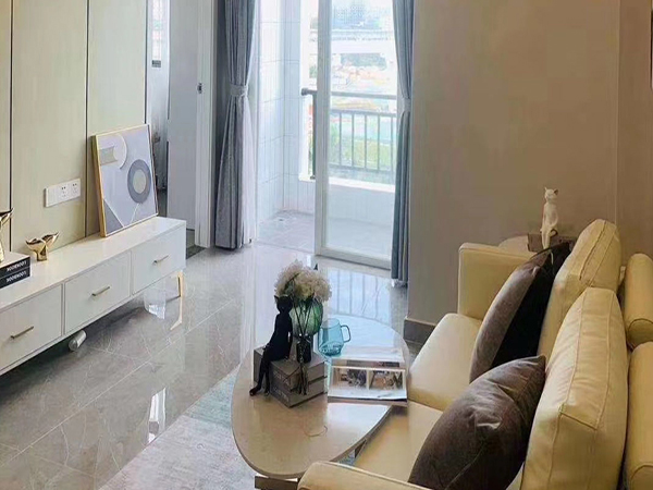 光明樓村地鐵口匯富時(shí)代總價(jià)23萬/套起分期三至五年