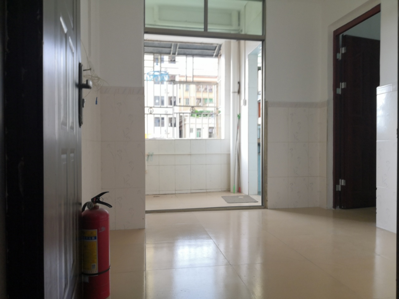 匯福豪居2期原始1房1廳，預(yù)售價(jià)52萬(wàn)左右