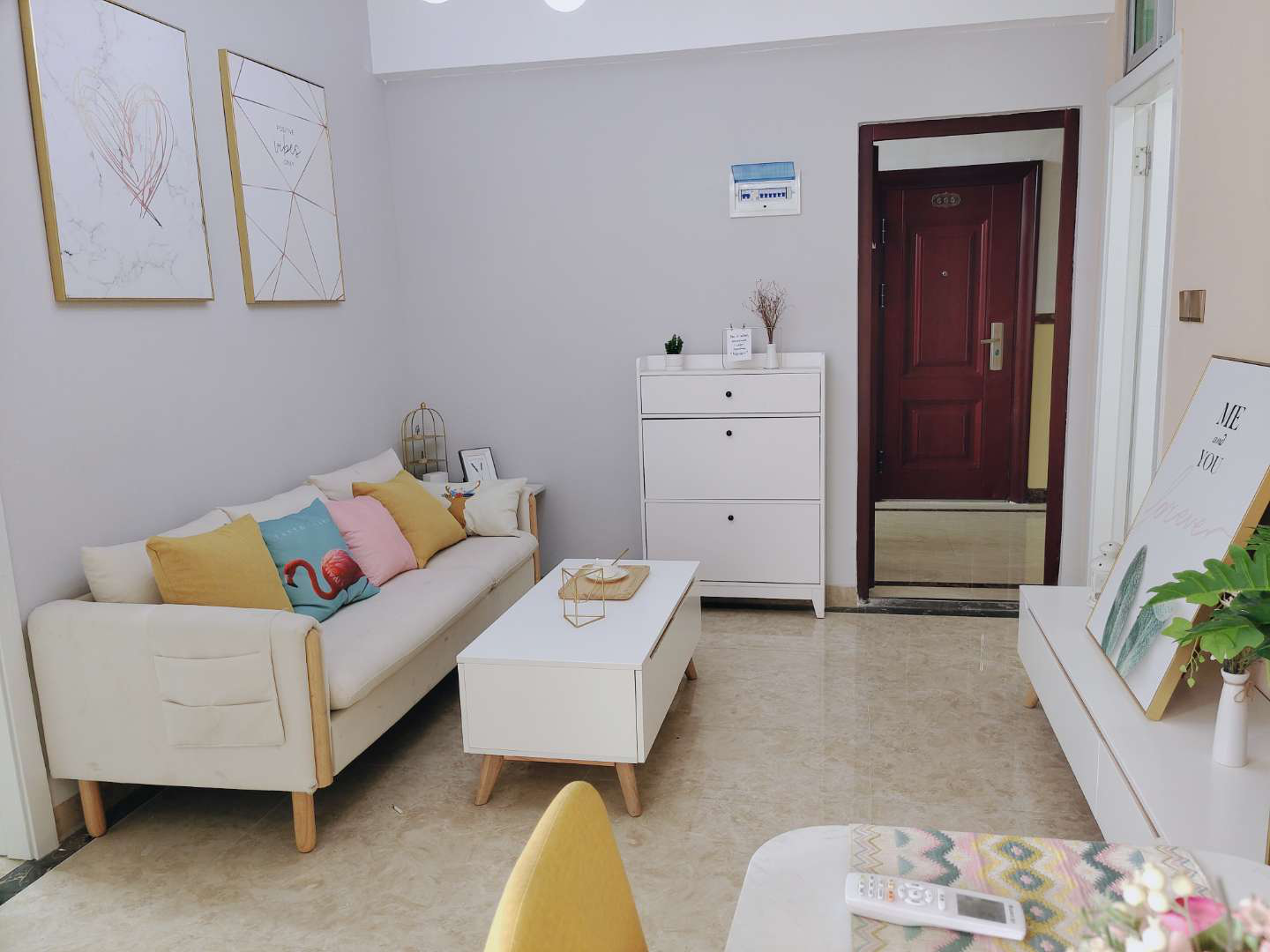 幸福居兩房?jī)蓮d67.5萬(wàn)/套起