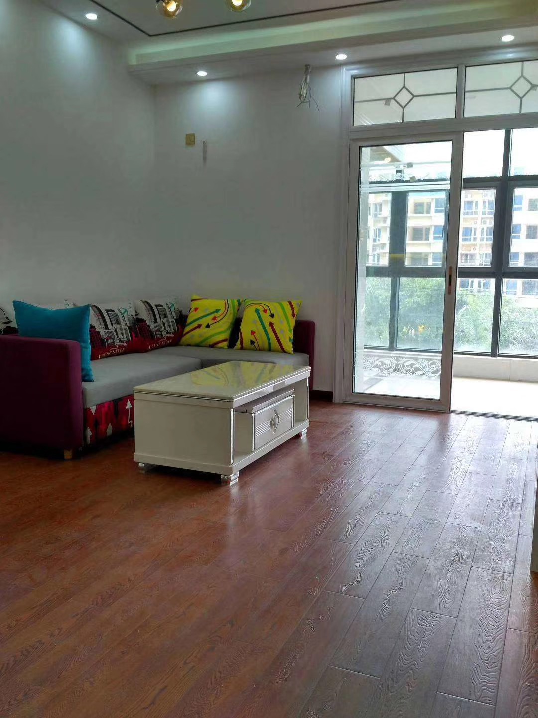 深圳楊美社區(qū)附近的房產(chǎn)有發(fā)展?jié)摿幔?>
                            </div>
                            <div   id=