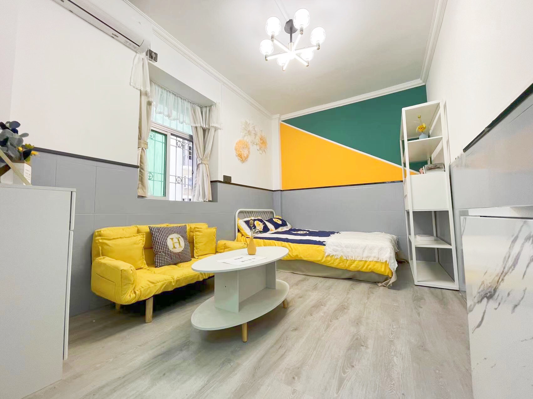 潛龍?jiān)?>
                                        </a>
                                    </div>
                                                                        <div   id=