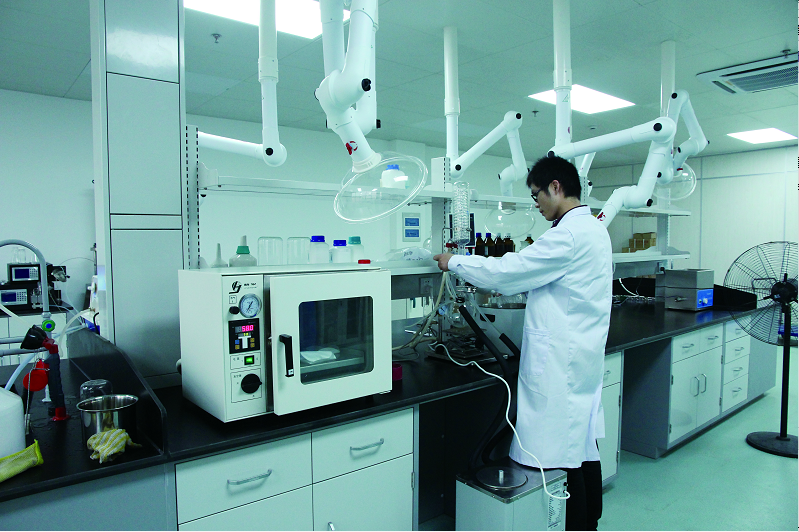 搭建高水平國(guó)際化科研平臺(tái)