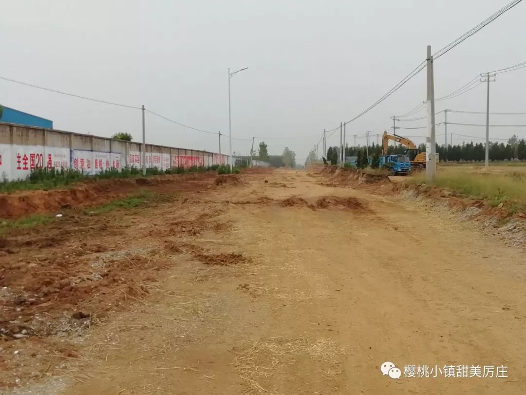 膠州東部商務(wù)區(qū)西起溫州路