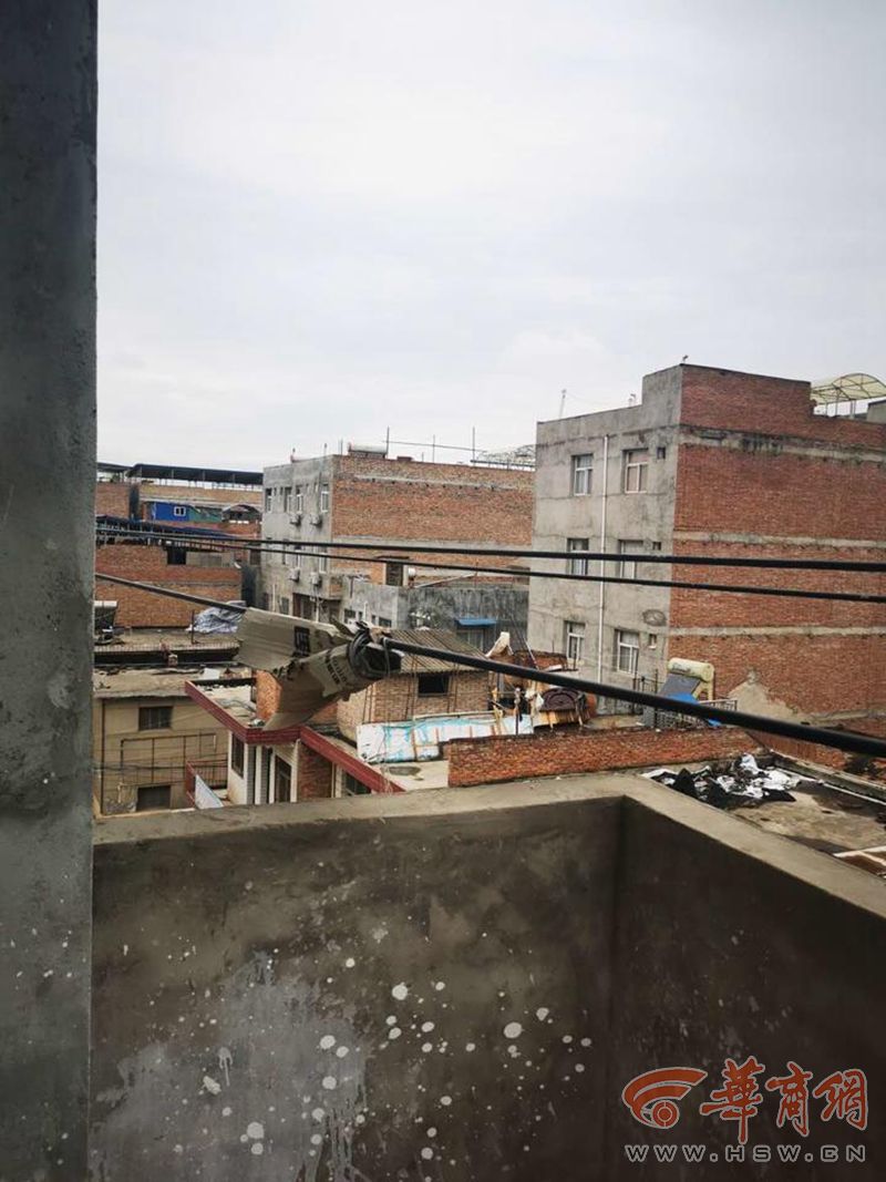 實(shí)際上都是做著這些回遷房的中介門店