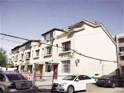 不少回遷戶(hù)被要求需要補(bǔ)繳房款才能入住