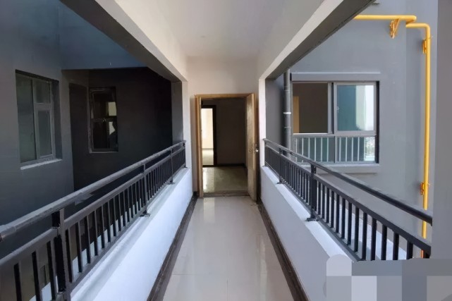 所以邊戶(hù)的住房面積會(huì)比中間戶(hù)大很多