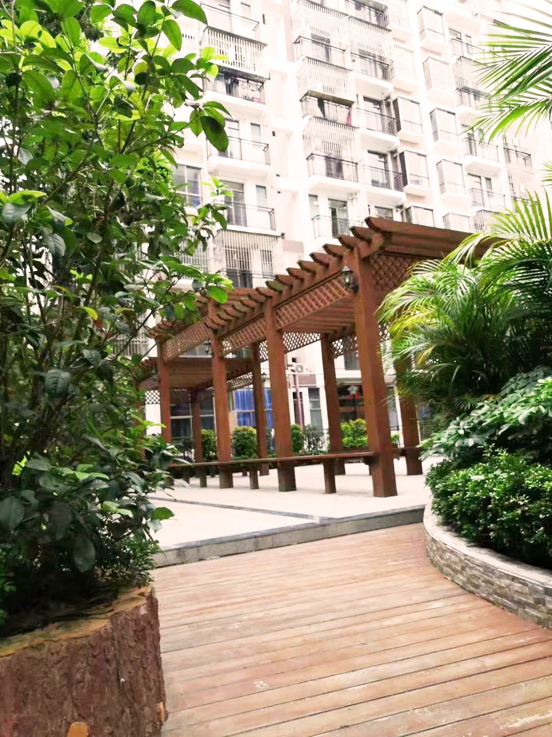 深圳觀瀾小產(chǎn)權房|瀾山壹號68.8萬/套