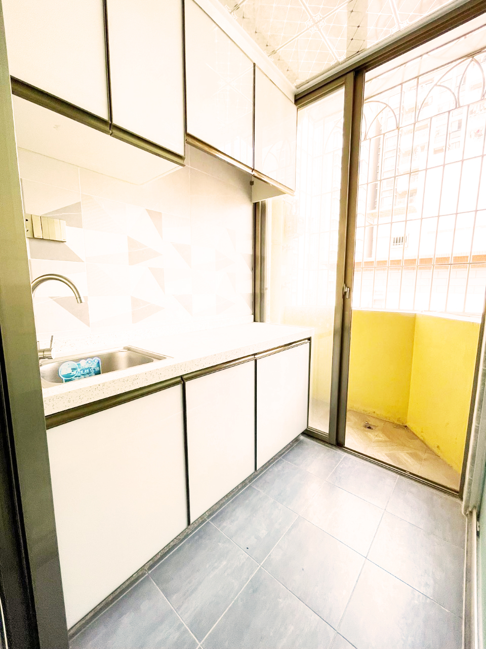 深圳石巖小產(chǎn)權(quán)房|云創(chuàng)大廈  68萬/套